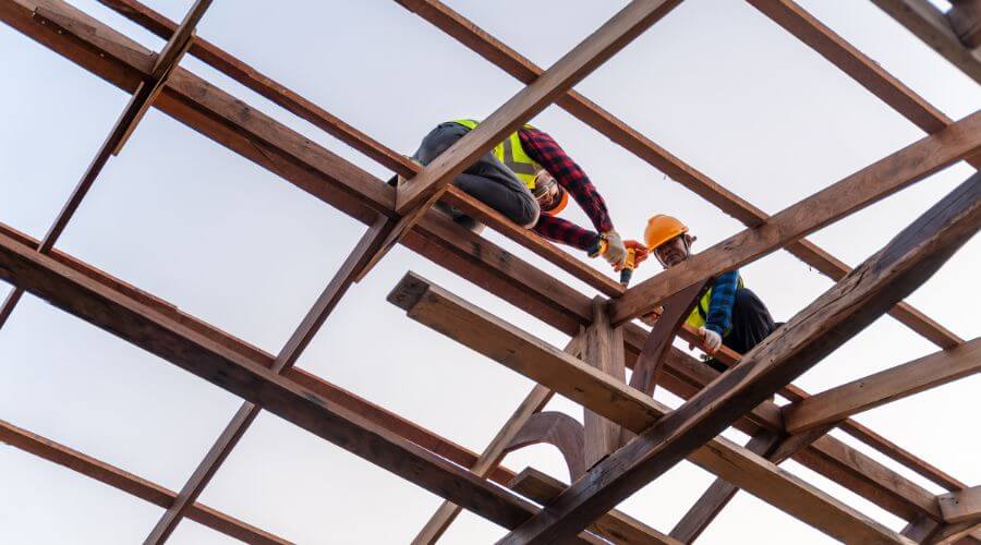 Professional gutter cleaning services in Crescent Mills, CA